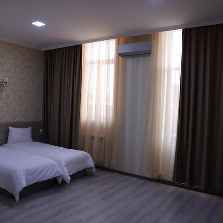 Lime Hotel & Restaurant Complex Gjumri Exterior foto A room at the hotel